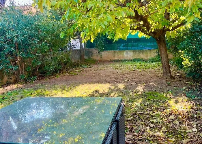 Lägenhet Havre De Paix Au Porte D 'avignon Les Angles (Gard)